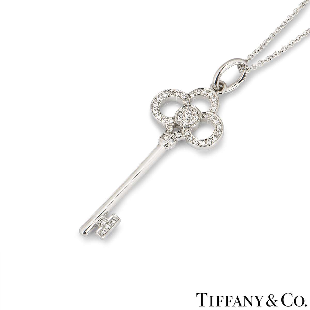 Tiffany Keys Crown Key in Yellow Gold with Diamonds, 1.5